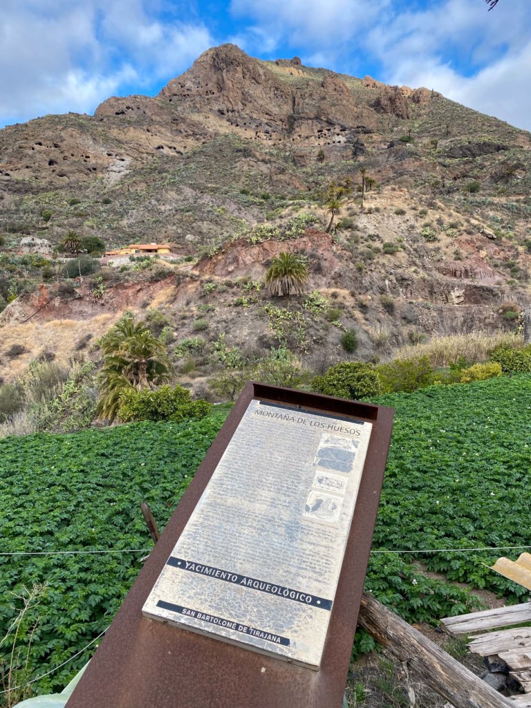 Montaña de los Huesos, San Bartolomé de Tirajana, Gran Canaria.